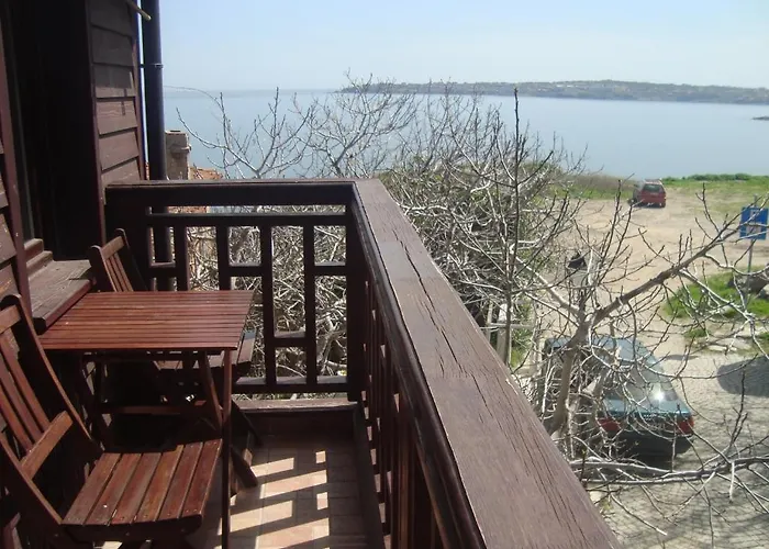 Gæstehus Deep Blue 2*