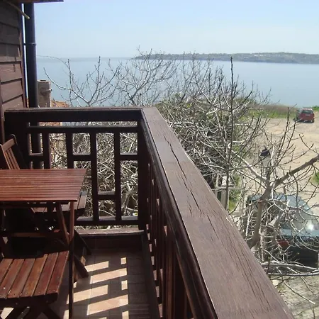 Vendégház Deep Blue 2*