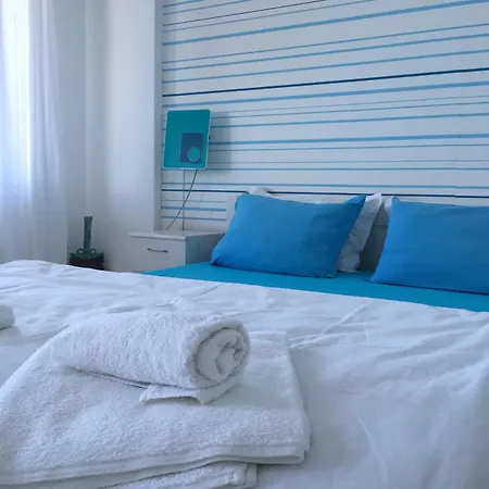Guest house Deep Blue 2*