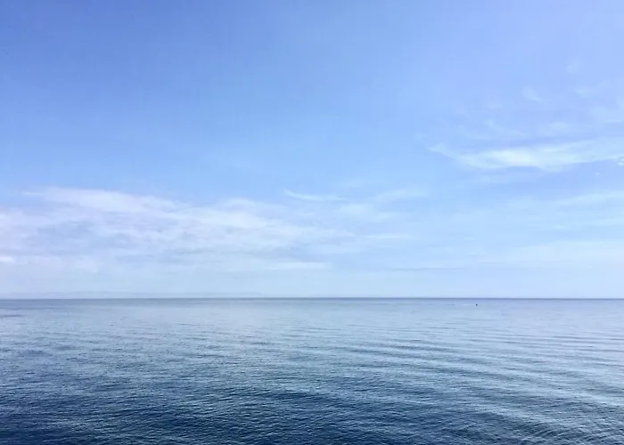 Гостевой дом Deep Blue 2*